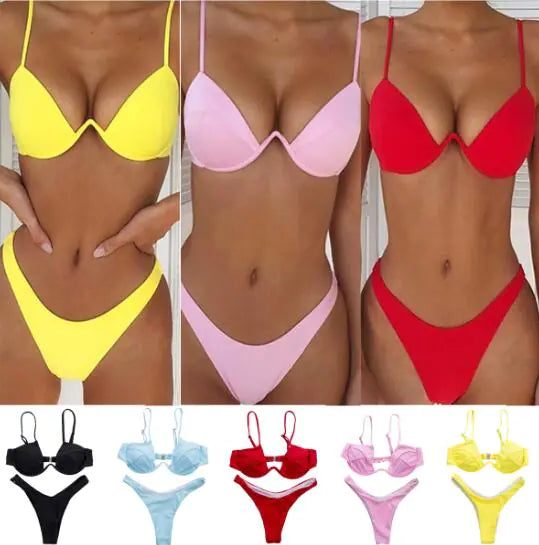 Collection Chic de Vêtements de Plage pour l'Été